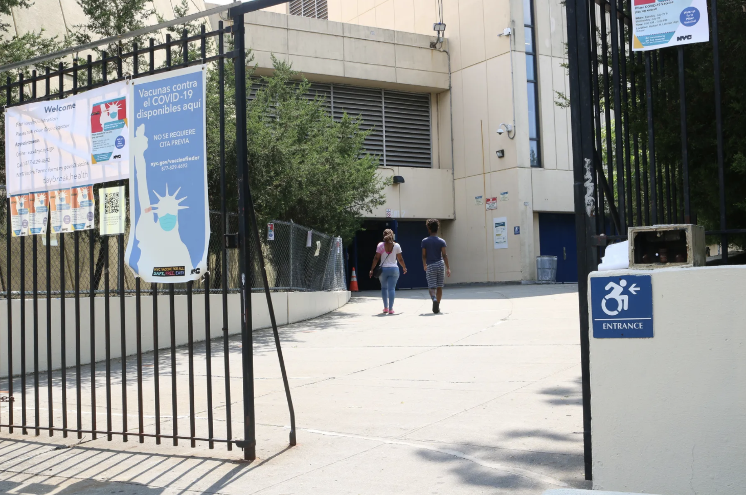 Federal judge delays vaccine mandate for New York City teachers and staff Federal judge delays vaccine mandate for New York City teachers and staff